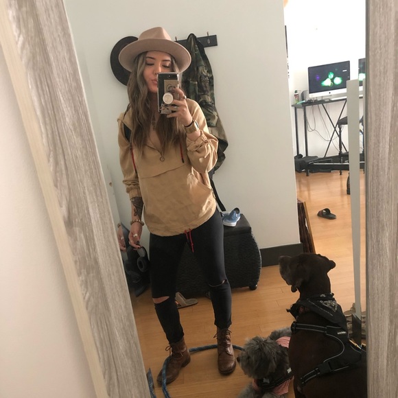 Meet your Posher, Rachele - Picture 4 of 6